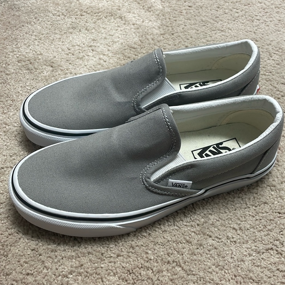 VANS SLIP ONS